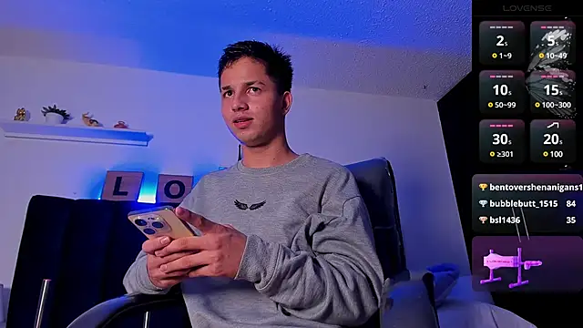 Issac james  online show from 21, 2, 2025