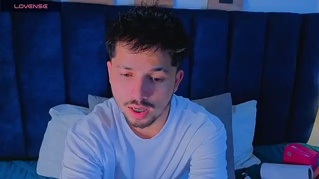 Issac james  online show from 27, 3, 2026