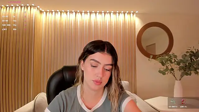 Snapshot of PaulinaSantos_ chatting on 20, 3, 2025 PaulinaSantos online show from 20, 3, 2025