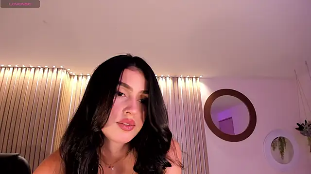 Snapshot of PaulinaSantos_ chatting on 1, 10, 2025 PaulinaSantos online show from 1, 10, 2025