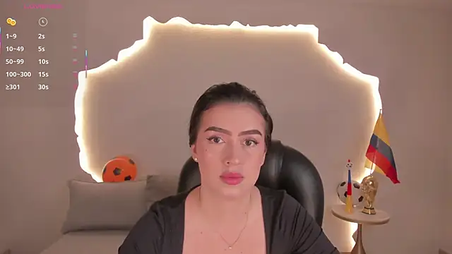 PaulinaSantos  online show from 21, 6, 2026