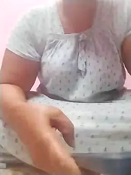 Tamilpriya46 online show from 31, 1, 2025