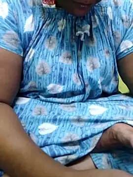 Tamilpriya46 online show from 19, 10, 2025