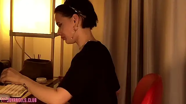 Snapshot of SophieCharm chatting on 12, 7, 2026 SophieCharm online show from 12, 7, 2026