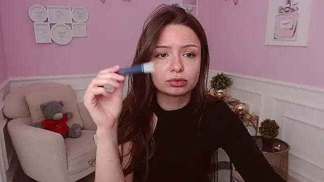 Snapshot of LucySkilar chatting on 22, 6, 2026 LucySkilar online show from 22, 6, 2026