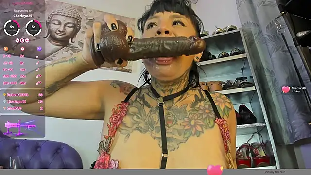 Snapshot of SaraMartins00 chatting on 18, 5, 2026 SaraMartins00 online show from 18, 5, 2026