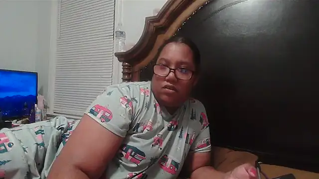 ebonyred online show from 9, 11, 2025