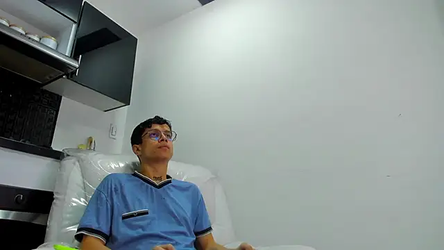 AgarEvans online show from 3, 12, 2024