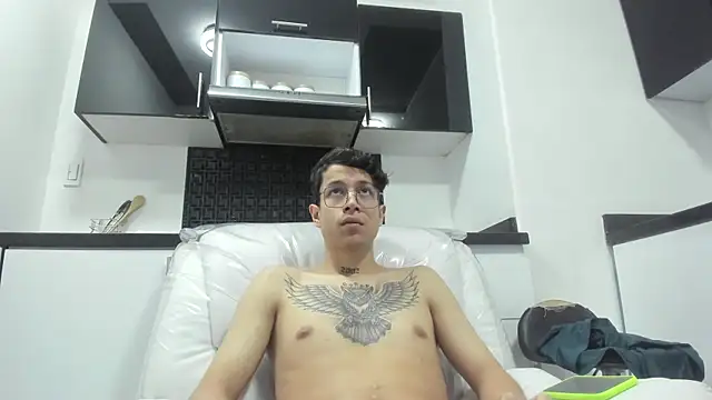 AgarEvans online show from 10, 12, 2024