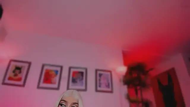Snapshot of Taylor__foxxx chatting on 15, 5, 2026 Taylor foxxx online show from 15, 5, 2026
