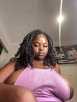 Snapshot of Honeycoco0211 chatting on 26, 2, 2025 Honeycoco0211 online show from 26, 2, 2025