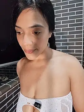 Deisy Torres online show from 2, 4, 2026