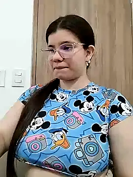 Snapshot of Danzel1105 chatting on 19, 12, 2024 Danzel1105 online show from 19, 12, 2024