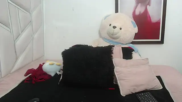 Snapshot of celestesouzalatin chatting on 8, 2, 2025 celestesouzalatin online show from 8, 2, 2025