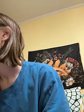 Snapshot of Crayzy_Luv chatting on 15, 1, 2025 Crayzy Luv online show from 15, 1, 2025