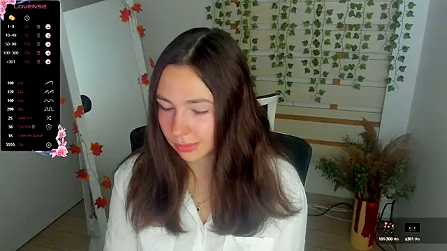 Snapshot of Lexy_flower chatting on 8, 10, 2025 Lexy flower online show from 8, 10, 2025