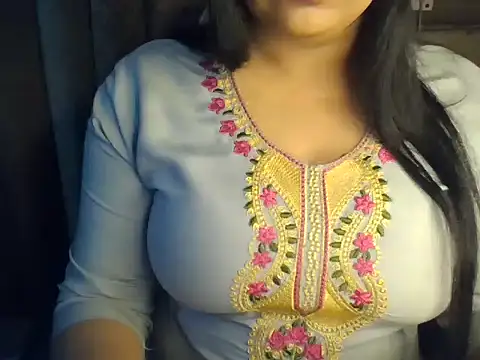 Snapshot of Trezza chatting on 16, 1, 2026 Trezza online show from 16, 1, 2026