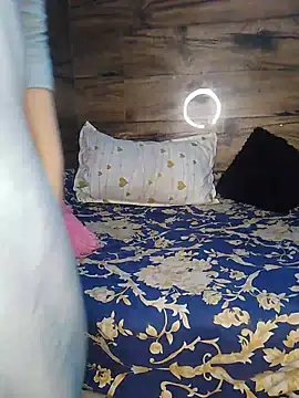 Snapshot of Trezza chatting on 2, 2, 2026 Trezza online show from 2, 2, 2026