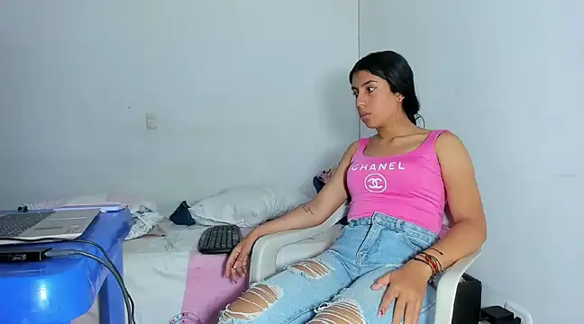 skinnyanai2 online show from 21, 1, 2025