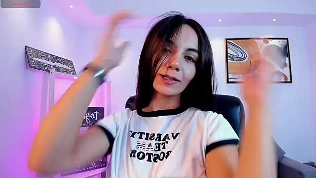 Snapshot of martina_mancini chatting on 30, 4, 2026 martina mancini online show from 30, 4, 2026
