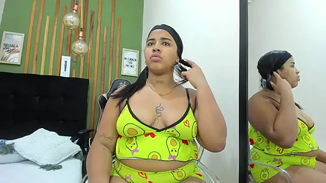 AichaBrown online show from 20, 9, 2025