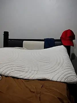 Snapshot of Potro23hotzen chatting on 15, 12, 2025 Potro23hotzen online show from 15, 12, 2025