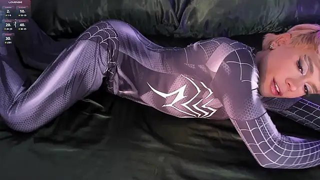 Danigio online show from 5, 12, 2024