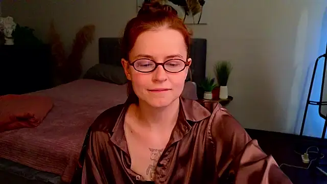 Snapshot of reb_luvng chatting on 9, 9, 2025 reb luvng online show from 9, 9, 2025