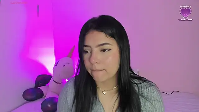 Snapshot of Oriana_Guzman chatting on 23, 10, 2025 Oriana Guzman online show from 23, 10, 2025