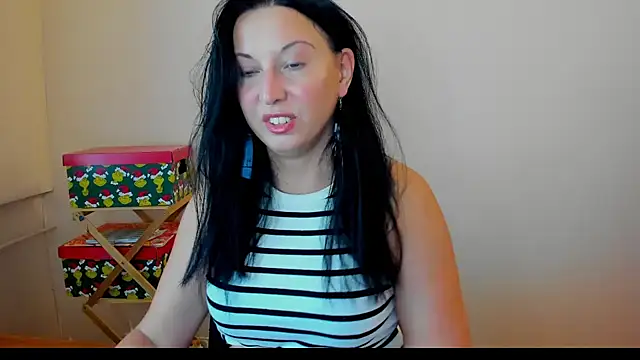 Snapshot of Wife4Cuck chatting on 20, 7, 2026 Wife4Cuck online show from 20, 7, 2026
