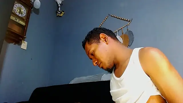 Grandeygruesa1 online show from 20, 3, 2025