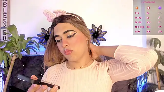 candy canne   online show from 4, 2, 2025