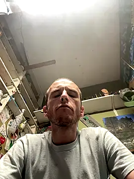 Snapshot of tleaper21101 chatting on 14, 9, 2025 tleaper21101 online show from 14, 9, 2025