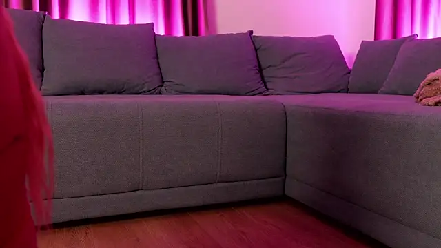 BaayBee   online show from 13, 11, 2025