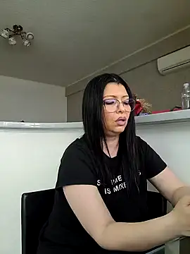 Milf Abigail online show from 19, 2, 2025