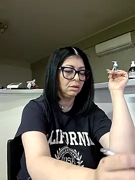 Milf Abigail online show from 1, 4, 2026