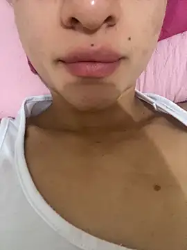 Snapshot of Alicia_ALICIA chatting on 26, 11, 2025 Alicia ALICIA online show from 26, 11, 2025