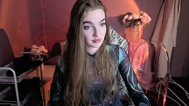 Snapshot of LissaCain chatting on 5, 7, 2026 LissaCain online show from 5, 7, 2026