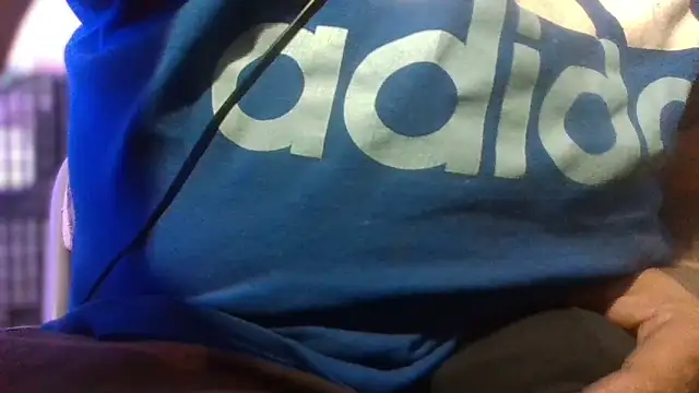 Snapshot of AlanDickson chatting on 6, 4, 2026 AlanDickson online show from 6, 4, 2026