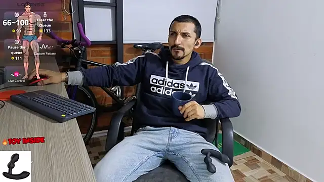 Marck Muscle online show from 3, 10, 2025