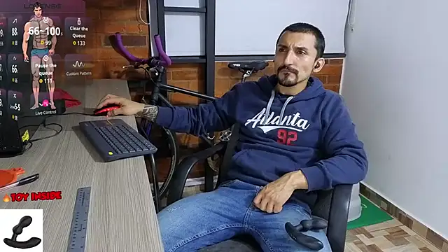 Marck Muscle online show from 5, 10, 2025