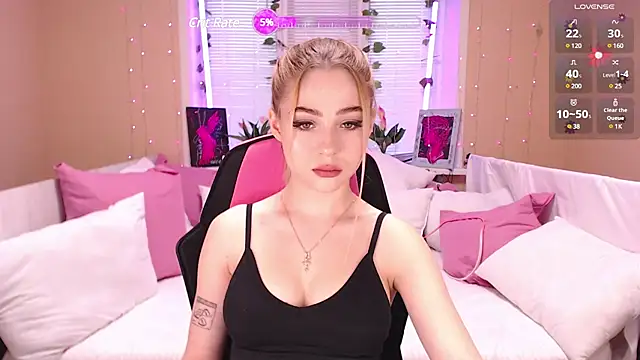 Snapshot of Tessa_Walker chatting on 28, 1, 2025 Tessa Walker online show from 28, 1, 2025