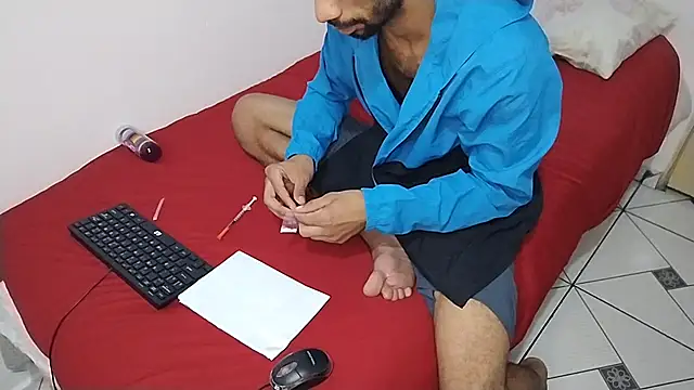 UncutToyBoy23cm online show from 11, 3, 2025