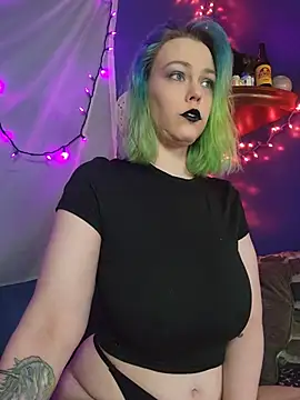EverlyEster online show from 19, 7, 2026