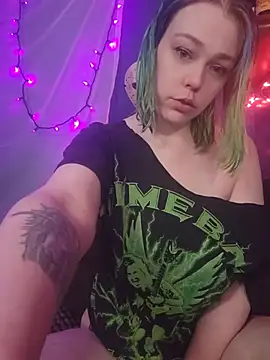 EverlyEster online show from 2, 8, 2026