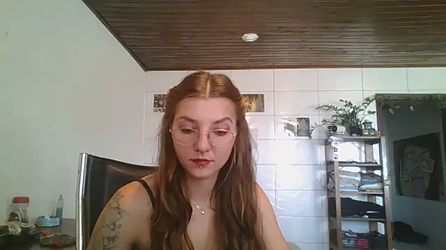 Snapshot of SweetyBabyDemon chatting on 18, 4, 2026 SweetyBabyDemon online show from 18, 4, 2026