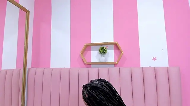 ISABELLA 020 online show from 15, 2, 2025