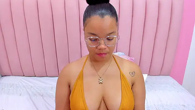 ISABELLA 020 online show from 1, 3, 2025