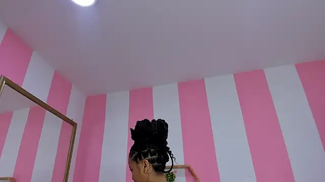 ISABELLA 020 online show from 30, 5, 2026