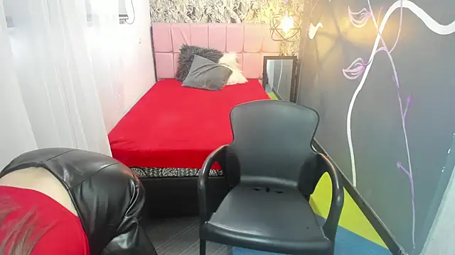 Snapshot of EmmaaEvans_ chatting on 3, 2, 2025 EmmaaEvans online show from 3, 2, 2025